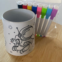 Skodelice COLOR ME + komplet 8 barvnih izbrisljivih magnetnih peres